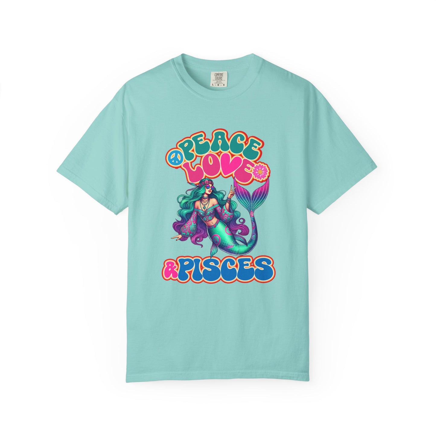 Peace Love & Pisces – Groovy Mermaid Retro Zodiac Tee