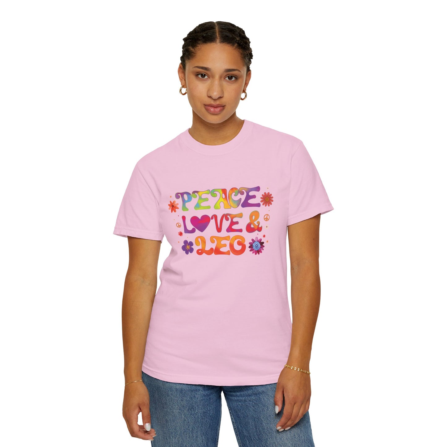 Peace Love & Leo - Retro Groovy Astrology Tee