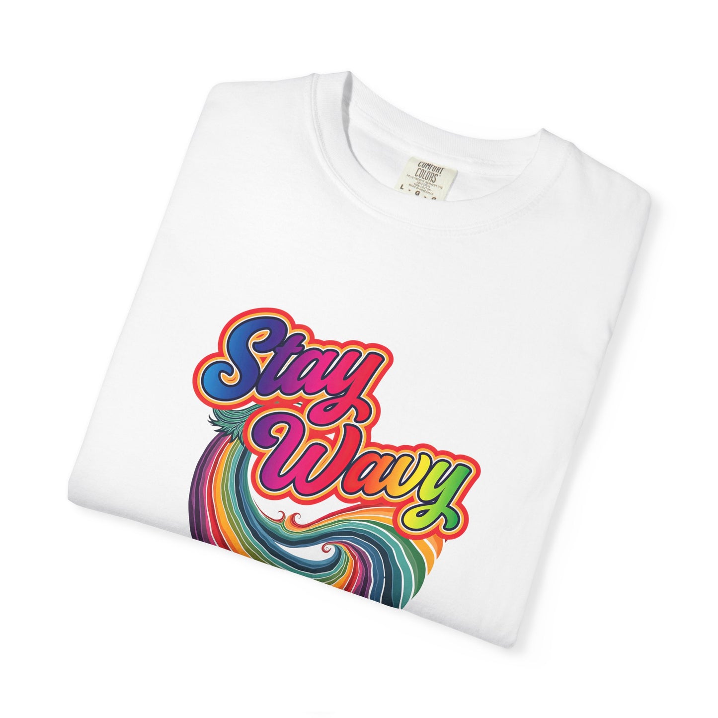 Stay Wavy Pisces – Retro Rainbow Vibes Zodiac Tee