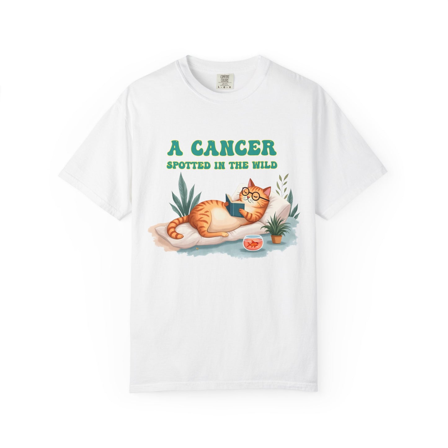 A Cancer Spotted in the Wild – Funny Zodiac Cat Tee