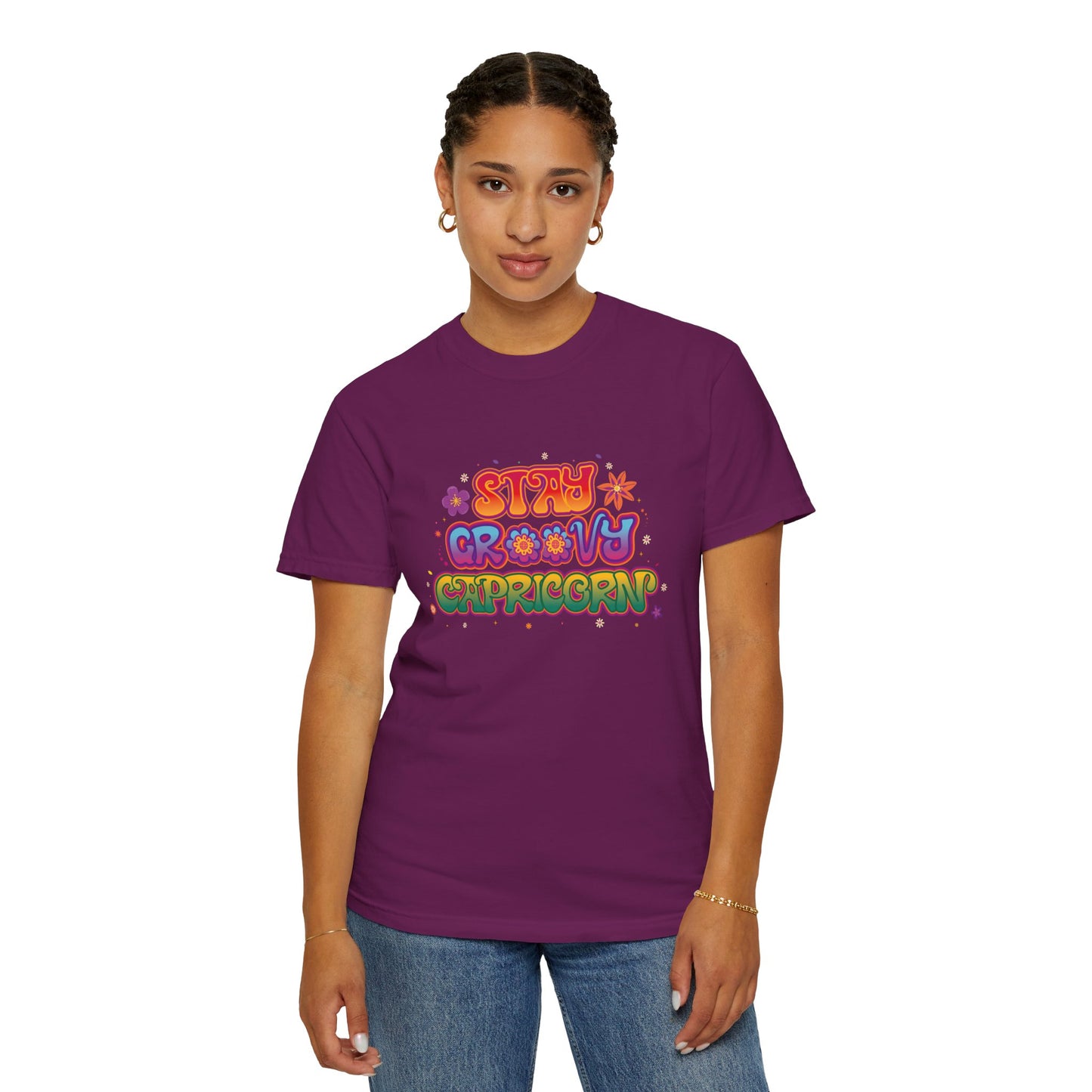 Stay Groovy Capricorn β Retro Flower Power Zodiac Tee