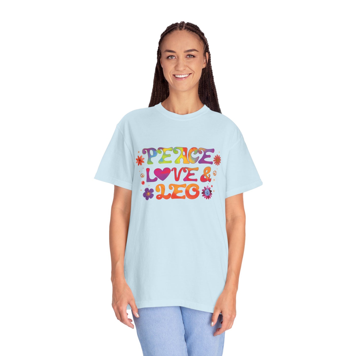 Peace Love & Leo - Retro Groovy Astrology Tee