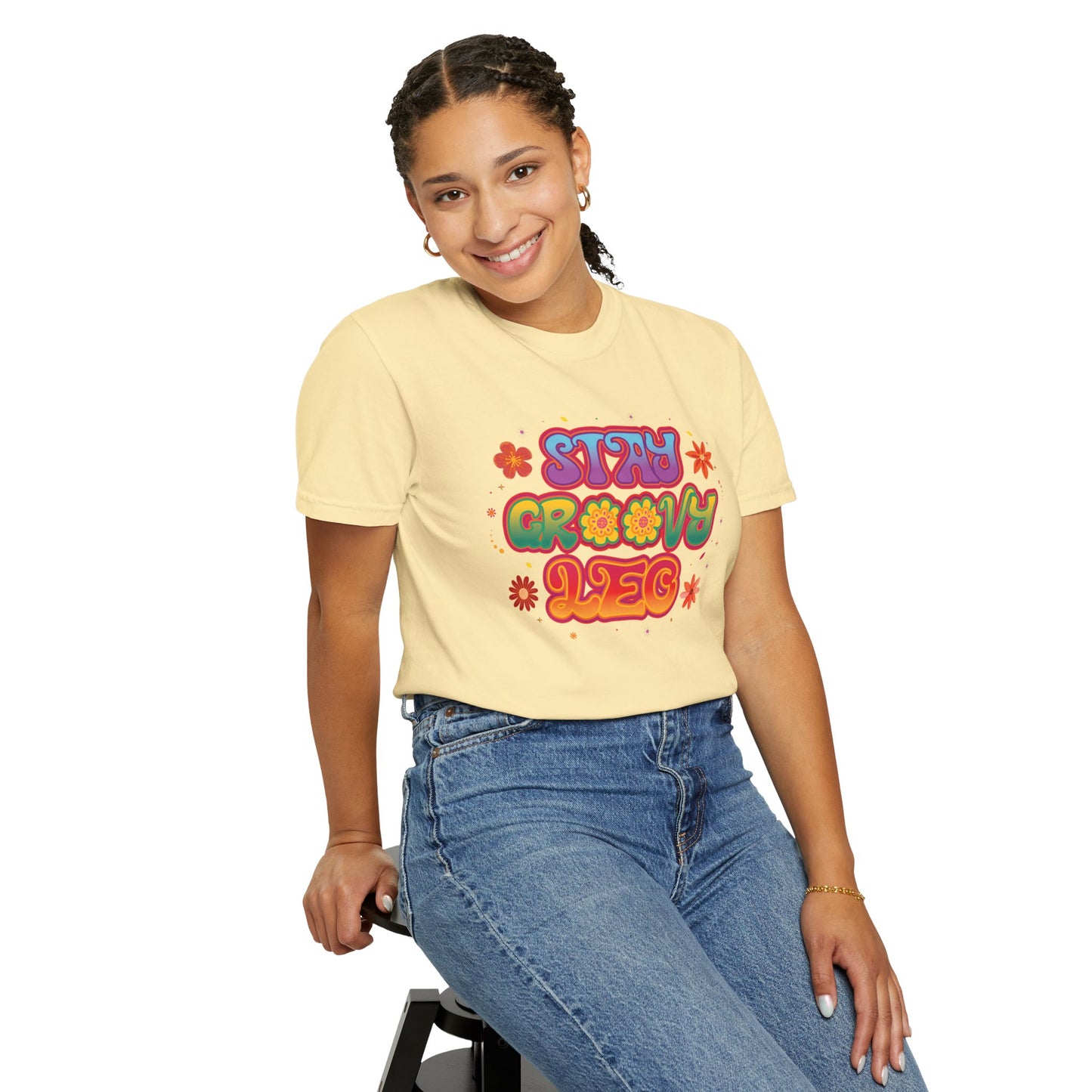 Stay Groovy Leo β Retro Zodiac Flower Power Tee