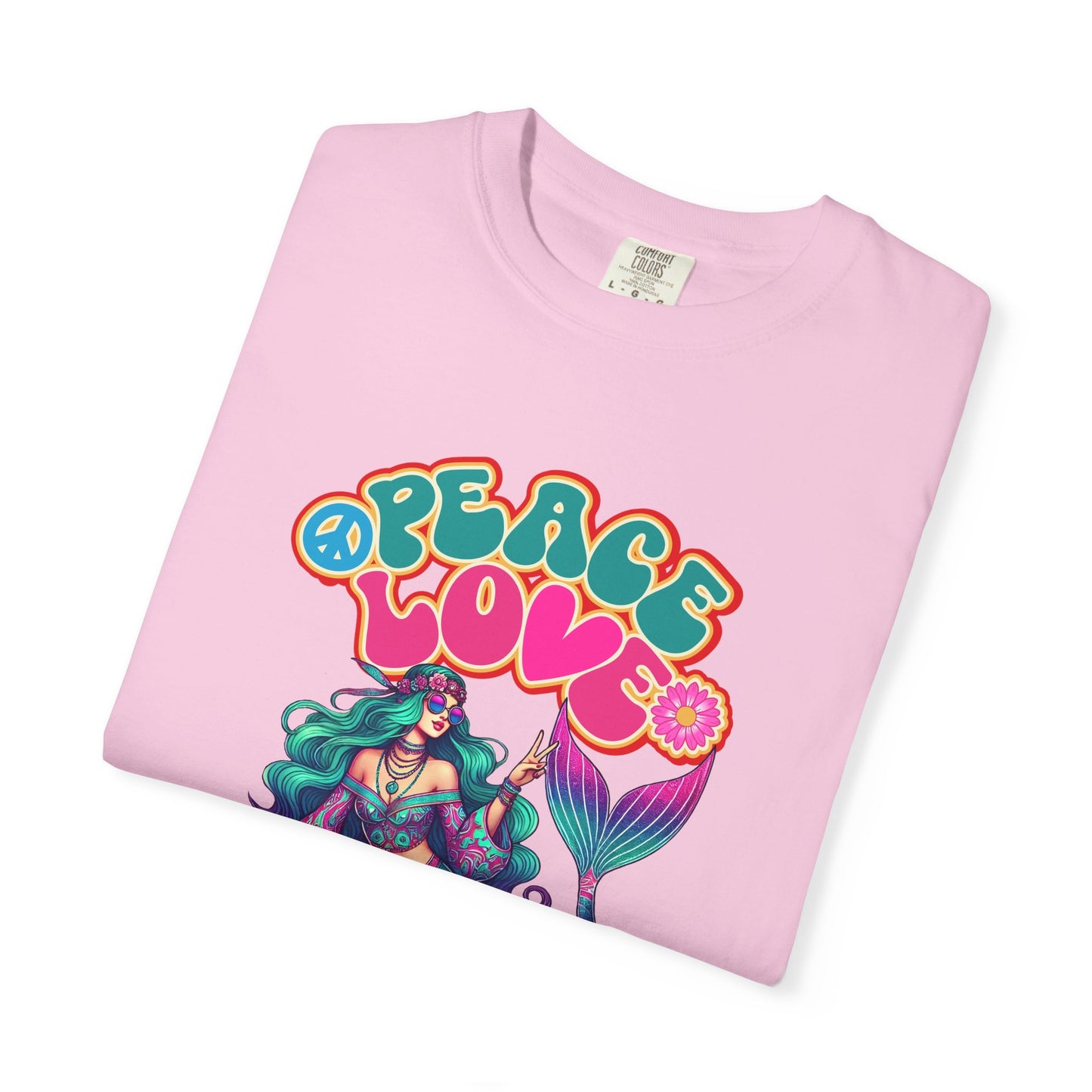 Peace Love & Pisces – Groovy Mermaid Retro Zodiac Tee