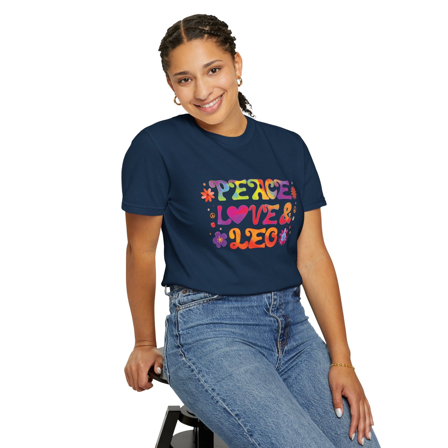 Peace Love & Leo - Retro Groovy Astrology Tee
