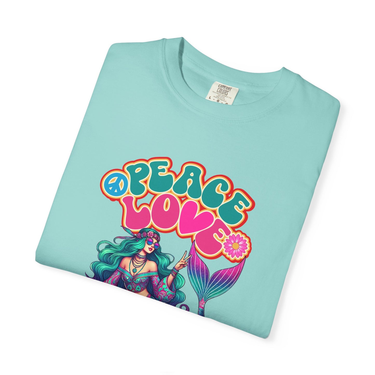 Peace Love & Pisces – Groovy Mermaid Retro Zodiac Tee