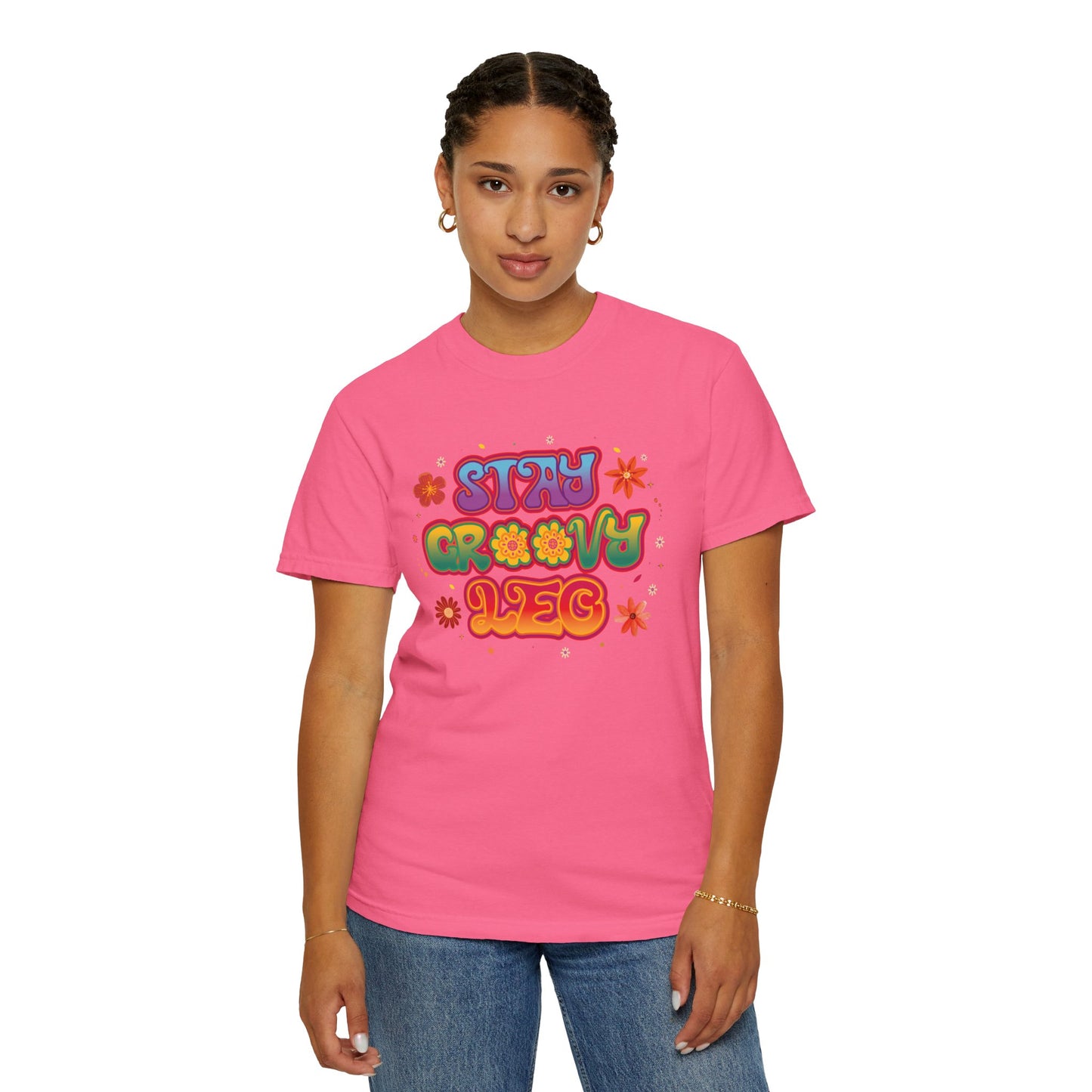 Stay Groovy Leo β Retro Zodiac Flower Power Tee