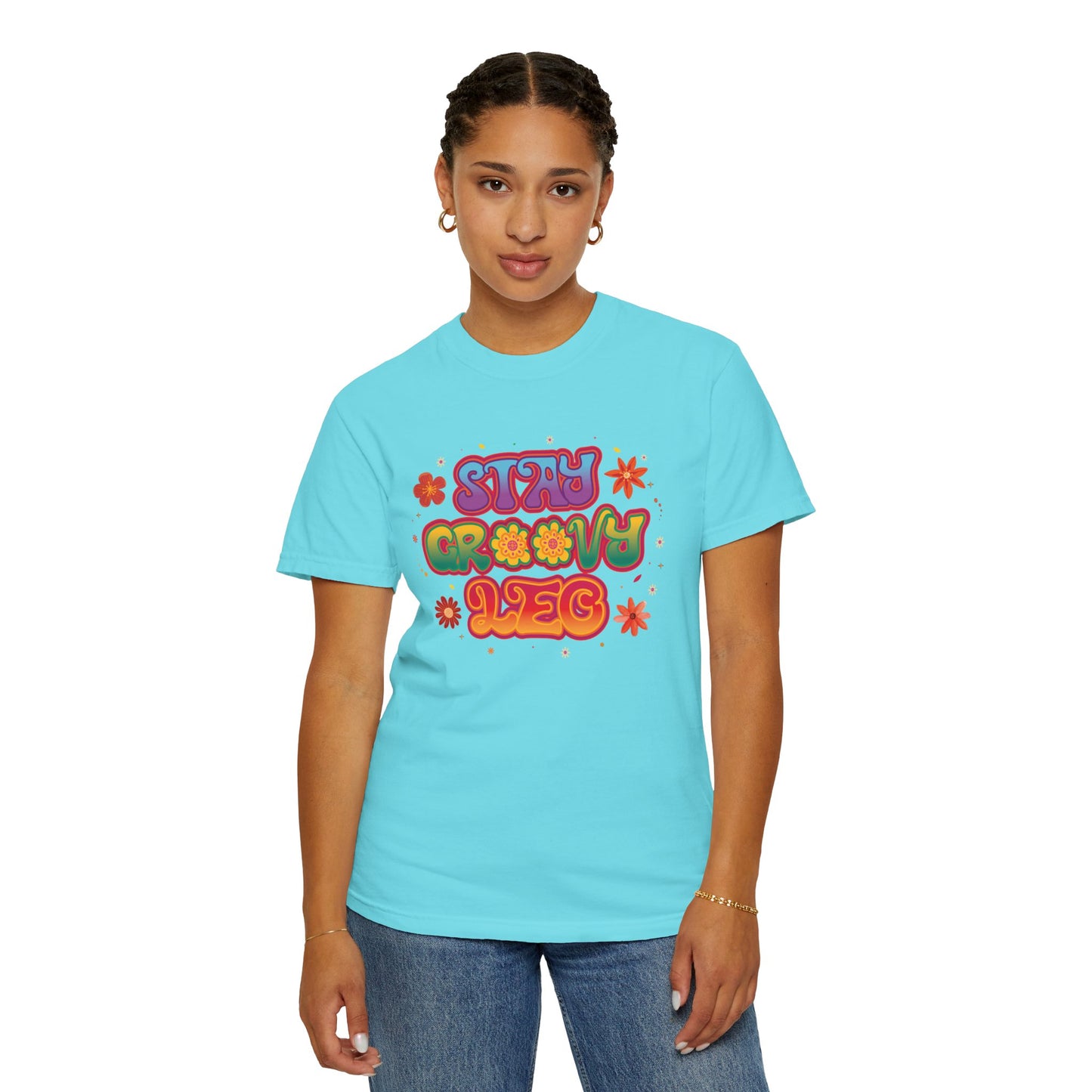 Stay Groovy Leo β Retro Zodiac Flower Power Tee