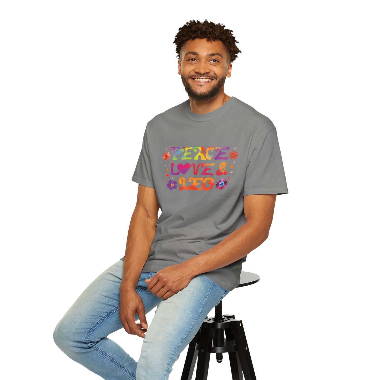 Peace Love & Leo - Retro Groovy Astrology Tee