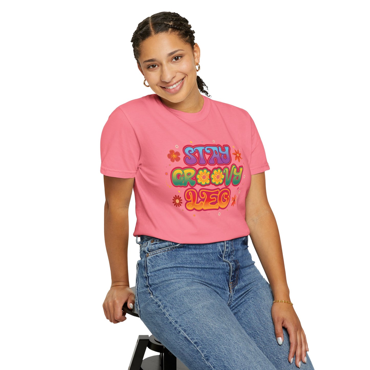 Stay Groovy Leo β Retro Zodiac Flower Power Tee