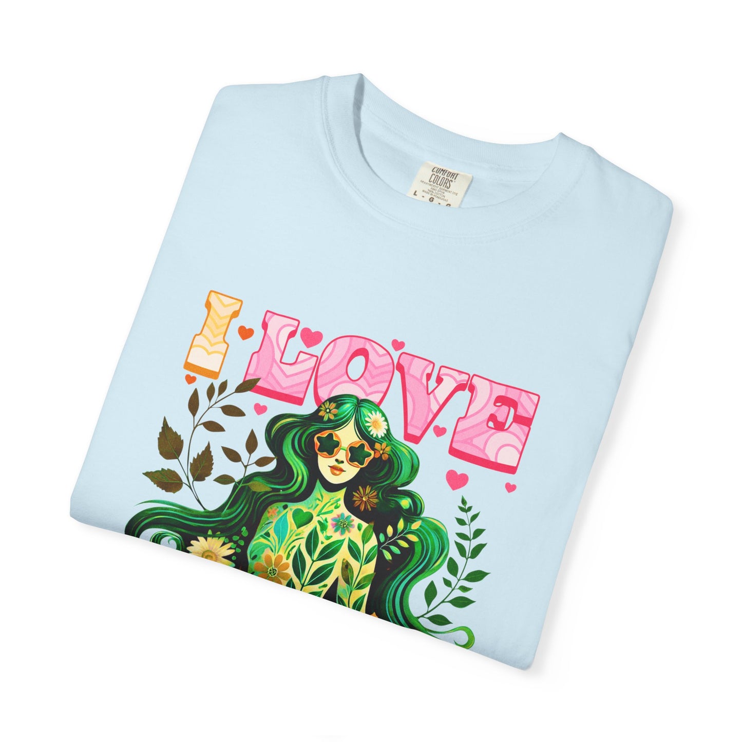 I Love Being Me Tee – Self-Love Groovy Nature Shirt