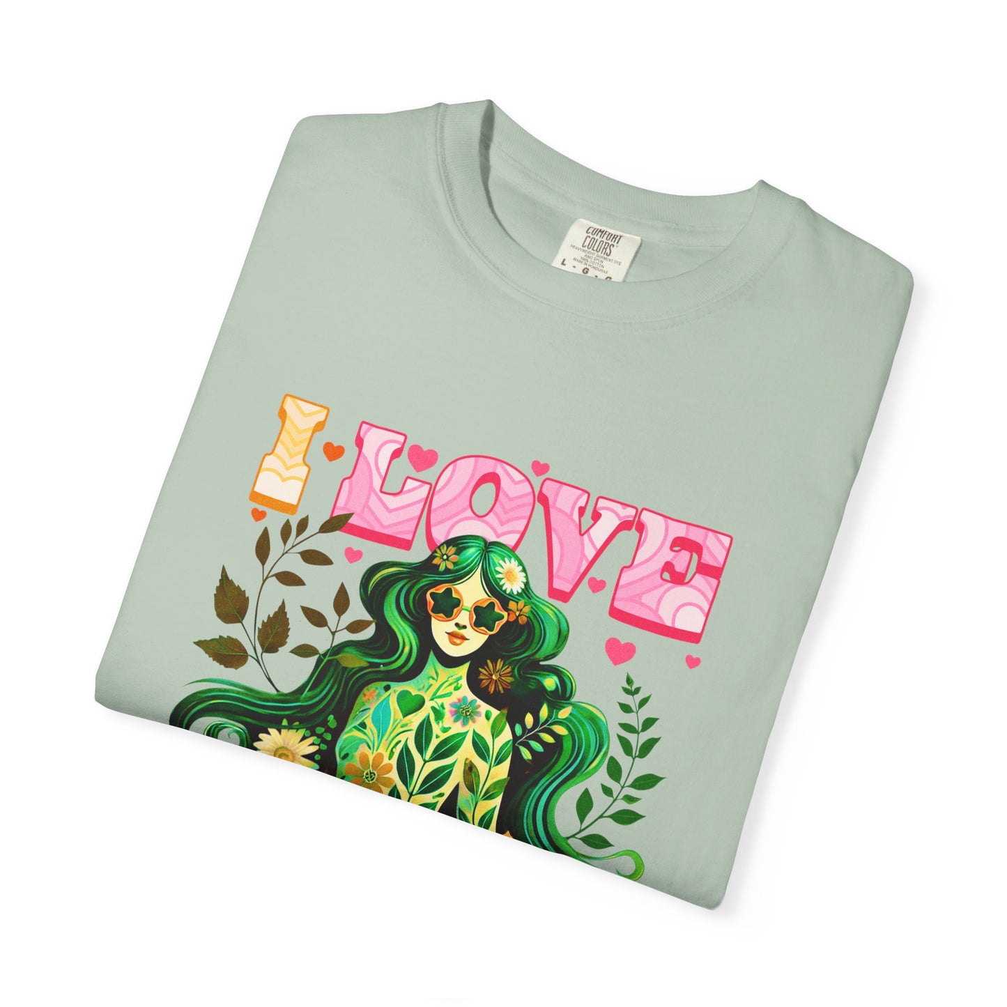 I Love Being Me Tee – Self-Love Groovy Nature Shirt