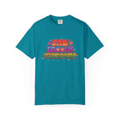 Stay Groovy Capricorn – Retro Flower Power Zodiac Tee