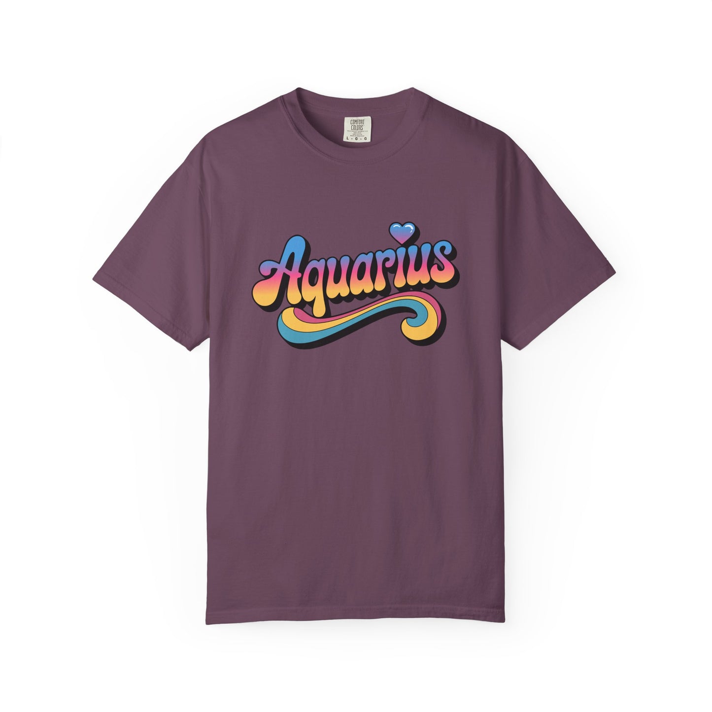 Aquarius – Retro Groovy Zodiac Tee