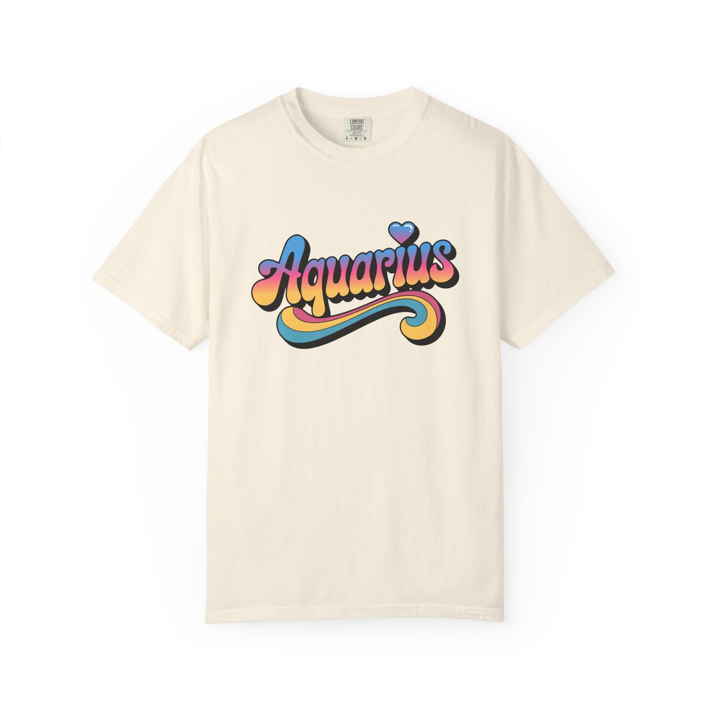 Aquarius – Retro Groovy Zodiac Tee
