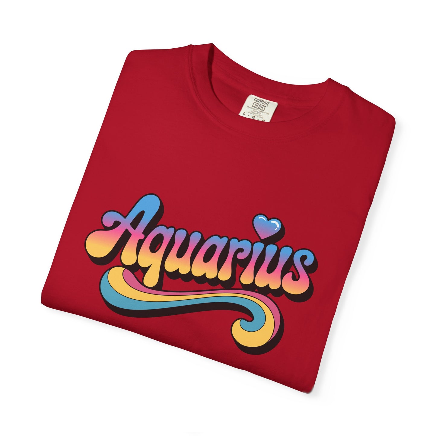 Aquarius – Retro Groovy Zodiac Tee