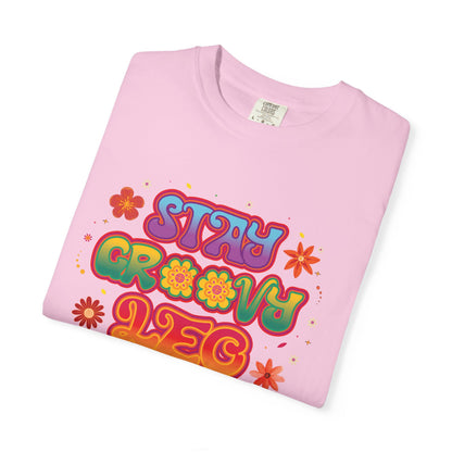 Stay Groovy Leo – Retro Zodiac Flower Power Tee