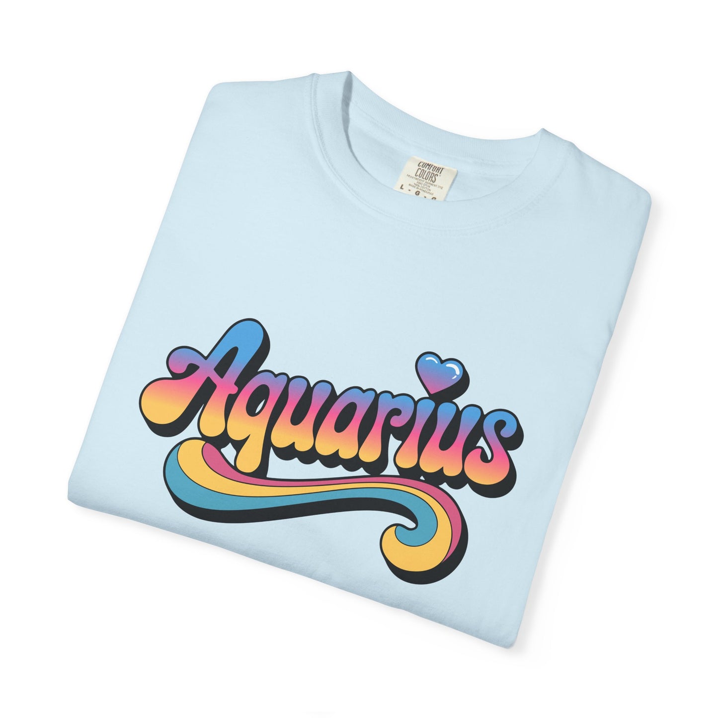 Aquarius – Retro Groovy Zodiac Tee