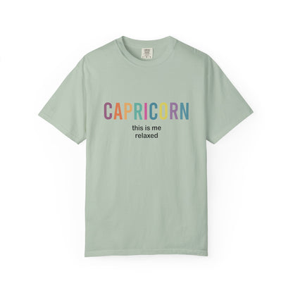 Capricorn This Is Me Relaxed – Funny Minimalist Zodiac Tee