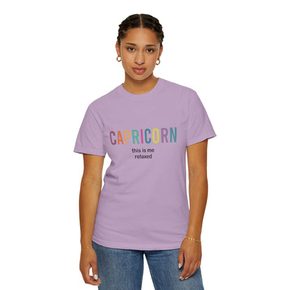 Capricorn This Is Me Relaxed – Funny Minimalist Zodiac Tee