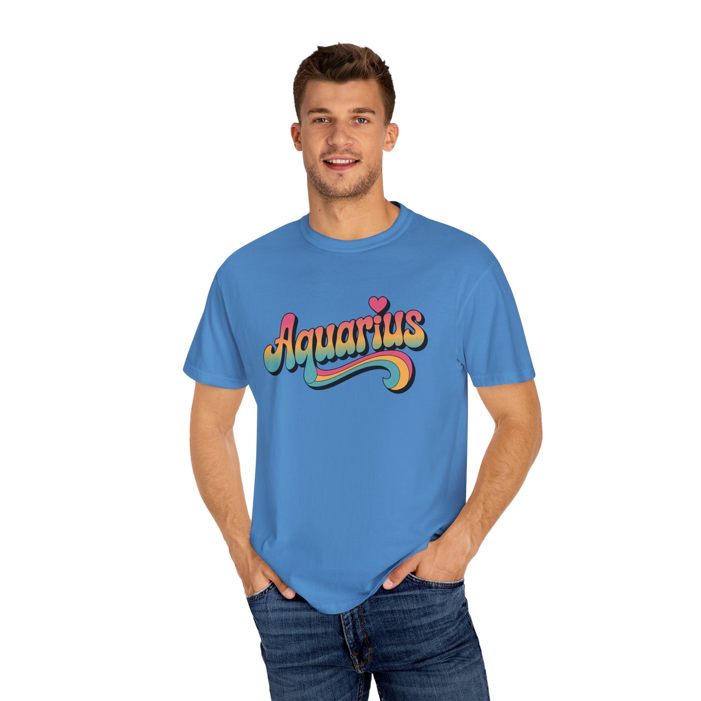 Aquarius – Groovy Heartburst Retro Zodiac Tee