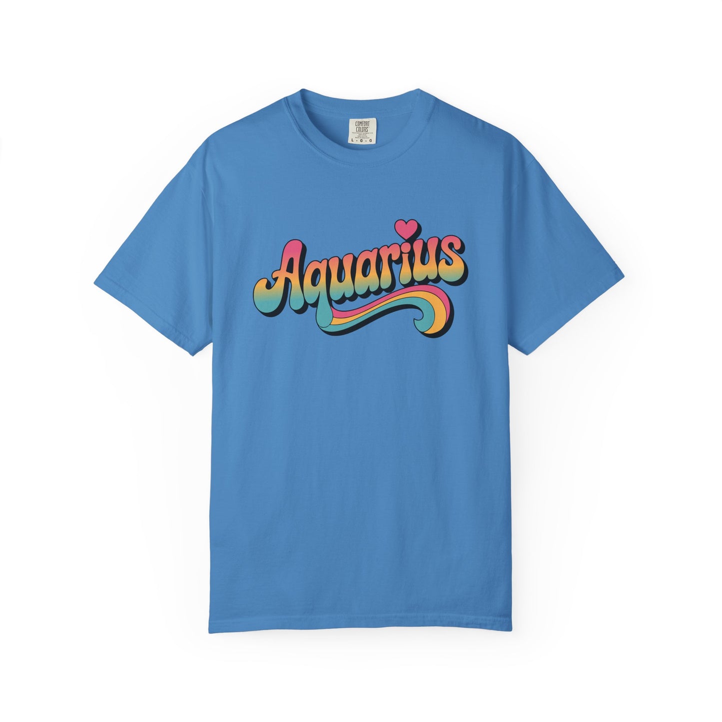 Aquarius – Groovy Heartburst Retro Zodiac Tee