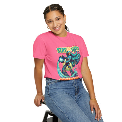 Stay Wavy Aquarius – Retro Water Bearer Zodiac Tee