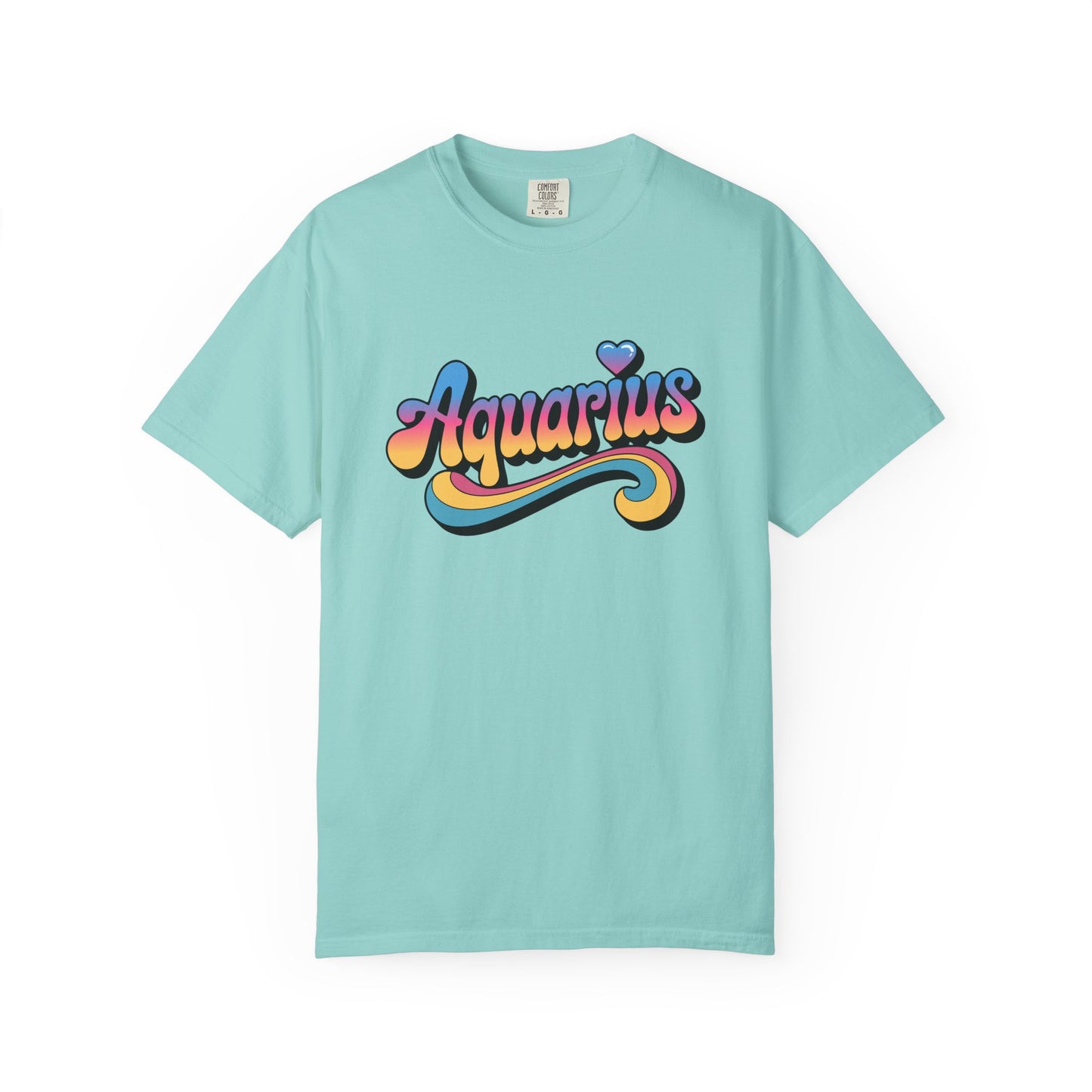 Aquarius – Retro Groovy Zodiac Tee