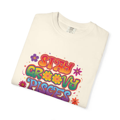 Stay Groovy Pisces - Retro Flower Power Zodiac Tee