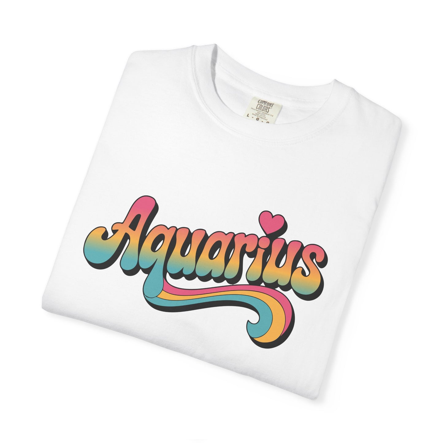 Aquarius – Groovy Heartburst Retro Zodiac Tee