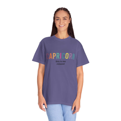 Capricorn This Is Me Relaxed – Funny Minimalist Zodiac Tee