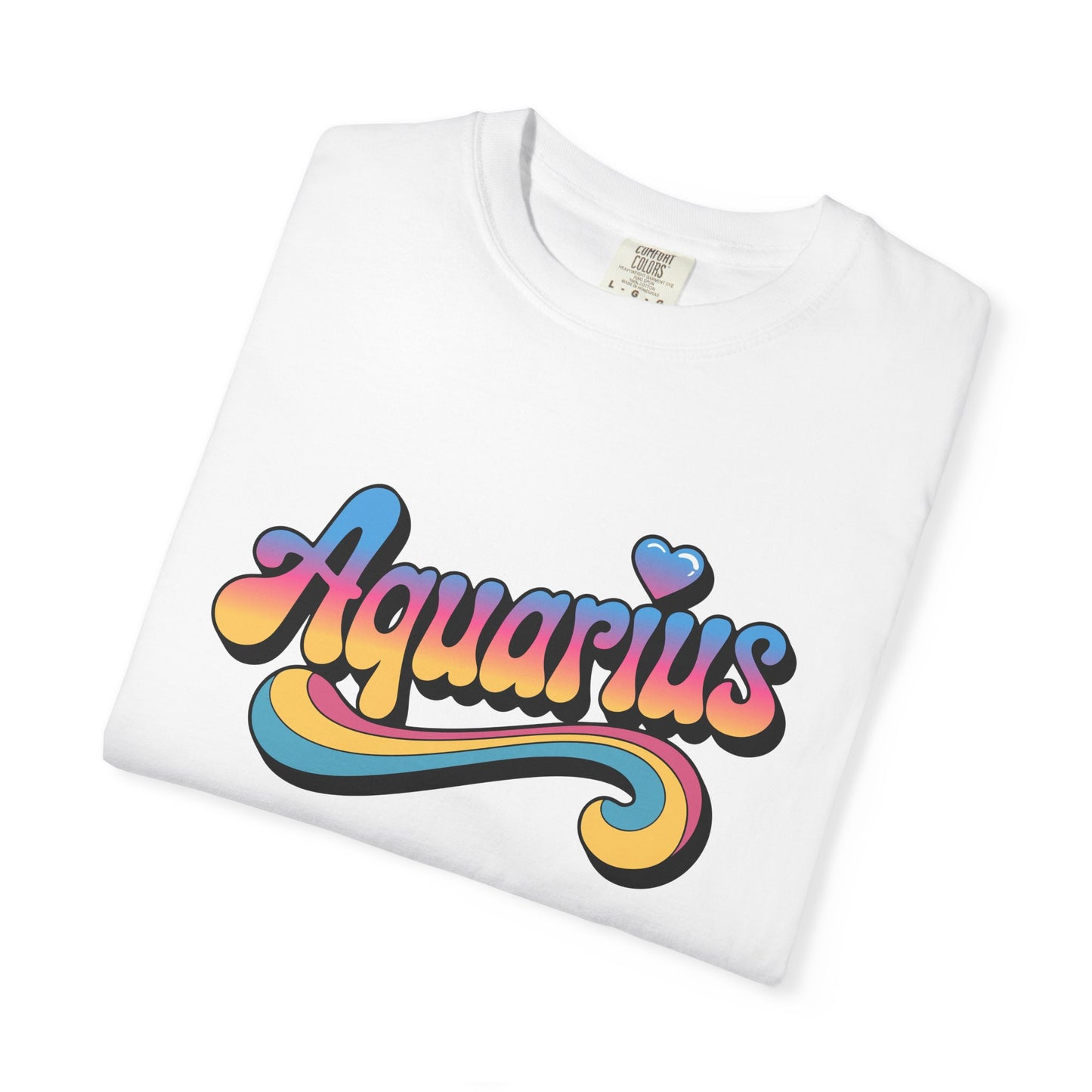 Aquarius – Retro Groovy Zodiac Tee