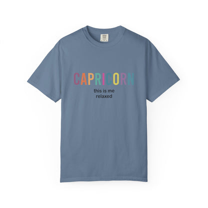 Capricorn This Is Me Relaxed – Funny Minimalist Zodiac Tee