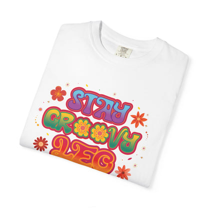 Stay Groovy Leo – Retro Zodiac Flower Power Tee