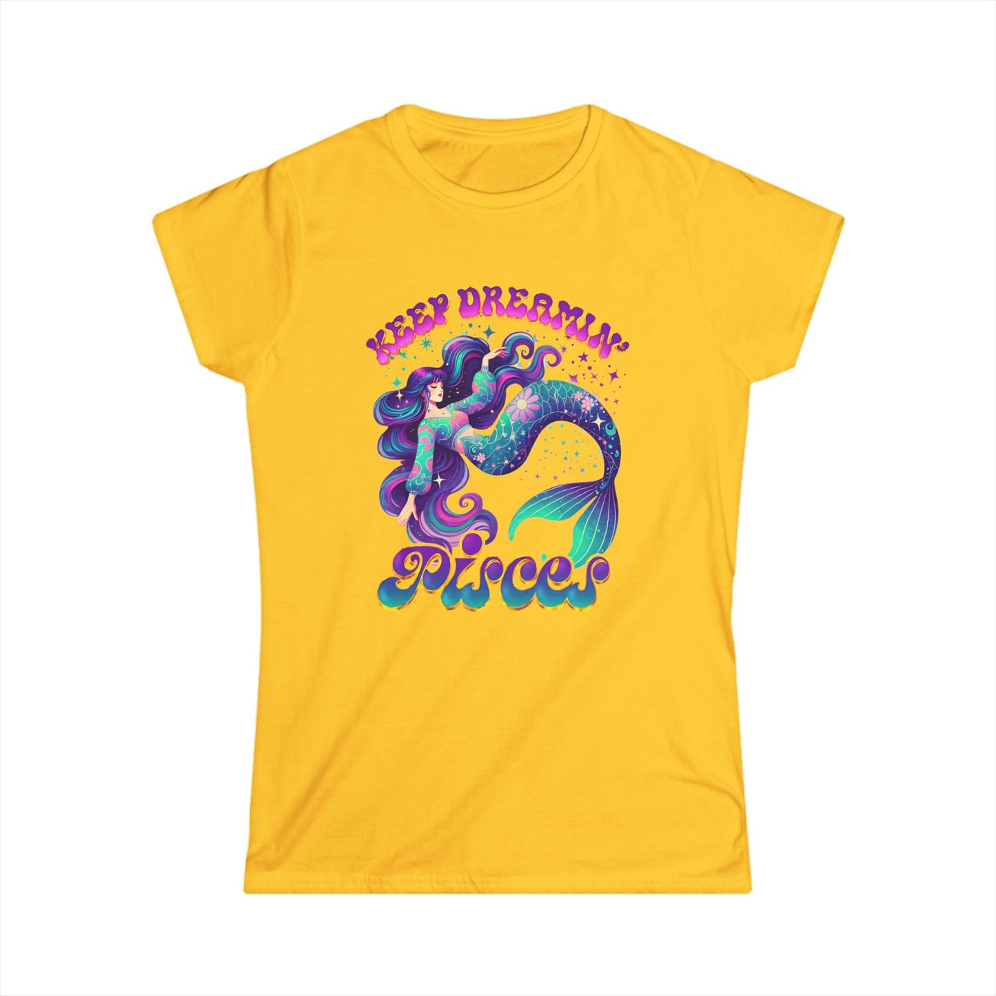 Keep Dreamin’ Pisces Women’s Softstyle Tee – Empowering Retro Zodiac Shirt