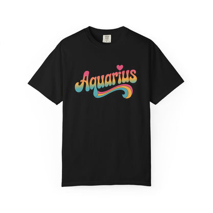 Aquarius – Groovy Heartburst Retro Zodiac Tee