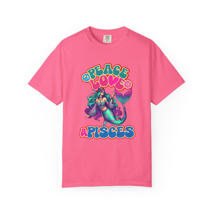 Peace Love & Pisces – Groovy Mermaid Retro Zodiac Tee