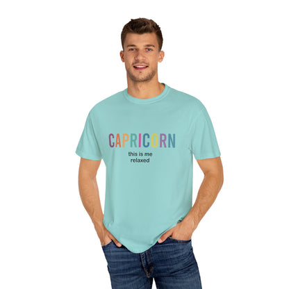 Capricorn This Is Me Relaxed – Funny Minimalist Zodiac Tee