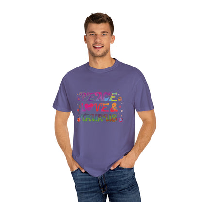Peace Love & Taurus – Earthy Retro Zodiac Tee