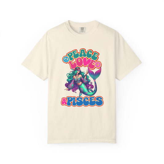 Peace Love & Pisces – Groovy Mermaid Retro Zodiac Tee