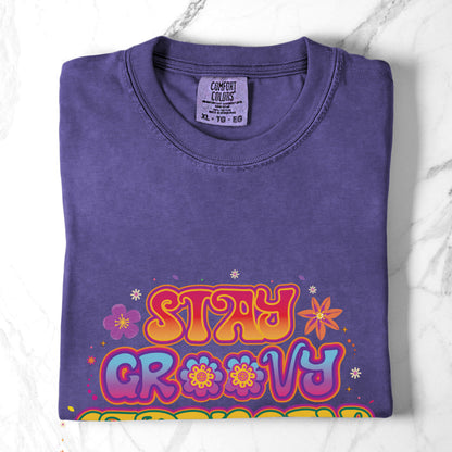 Stay Groovy Capricorn – Retro Flower Power Zodiac Tee