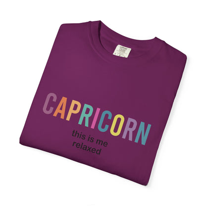 Capricorn This Is Me Relaxed – Funny Minimalist Zodiac Tee