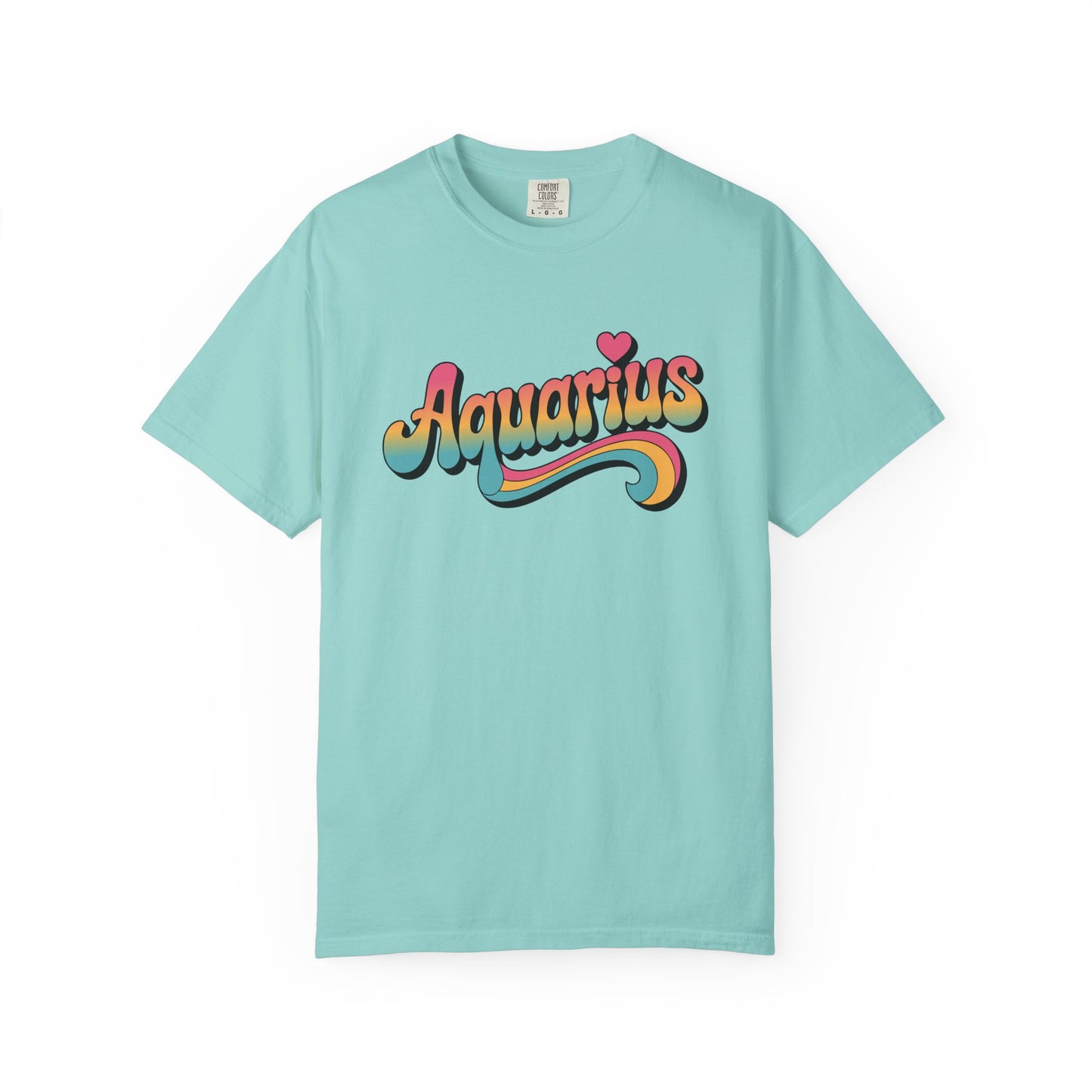 Aquarius – Groovy Heartburst Retro Zodiac Tee