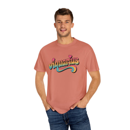 Aquarius – Groovy Heartburst Retro Zodiac Tee