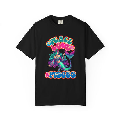 Peace Love & Pisces – Groovy Mermaid Retro Zodiac Tee