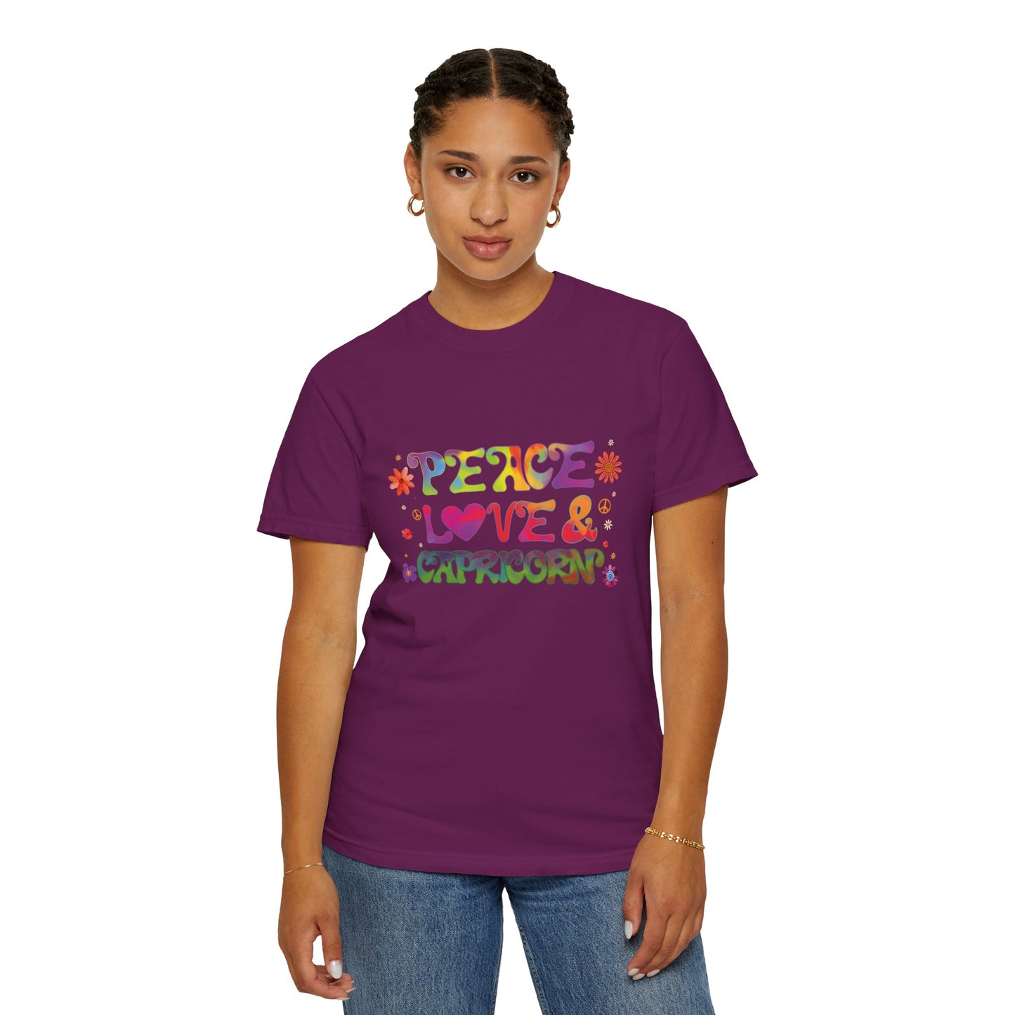 Peace Love & Capricorn – Groovy Hippie Zodiac Tee