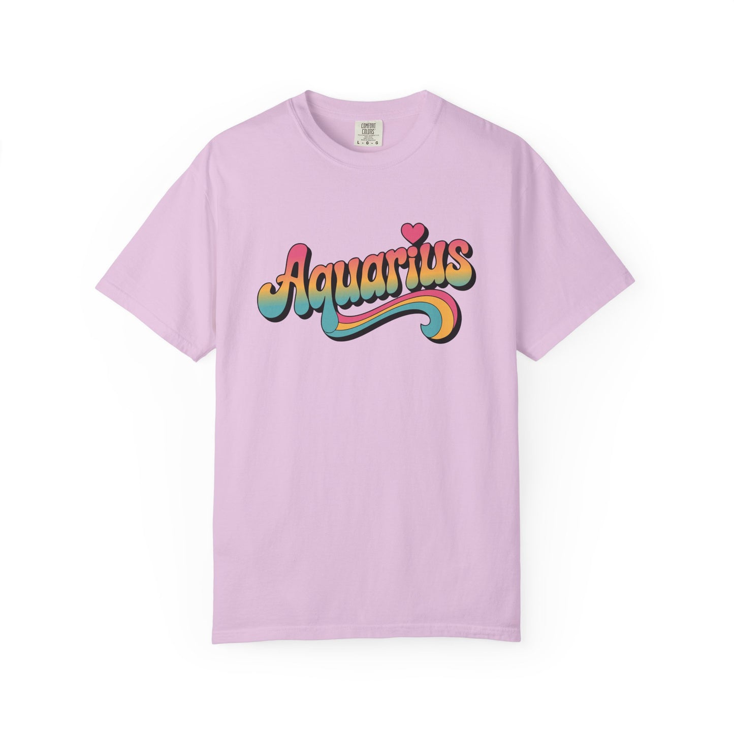 Aquarius – Groovy Heartburst Retro Zodiac Tee