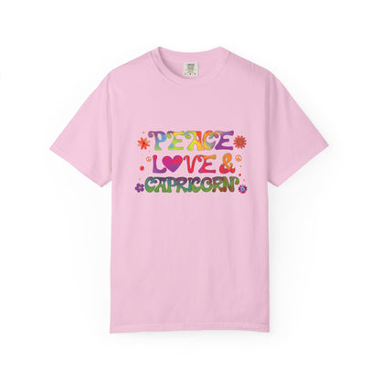 Peace Love & Capricorn – Groovy Hippie Zodiac Tee