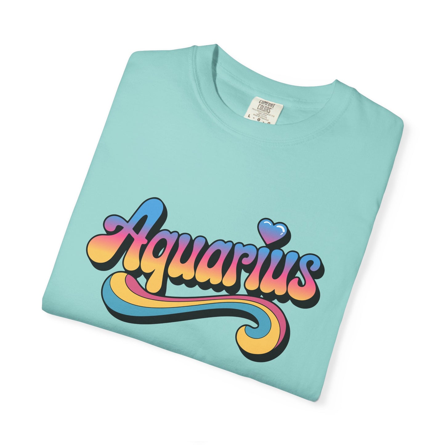 Aquarius – Retro Groovy Zodiac Tee