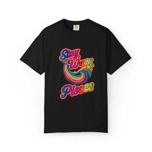 Stay Wavy Pisces – Retro Rainbow Vibes Zodiac Tee